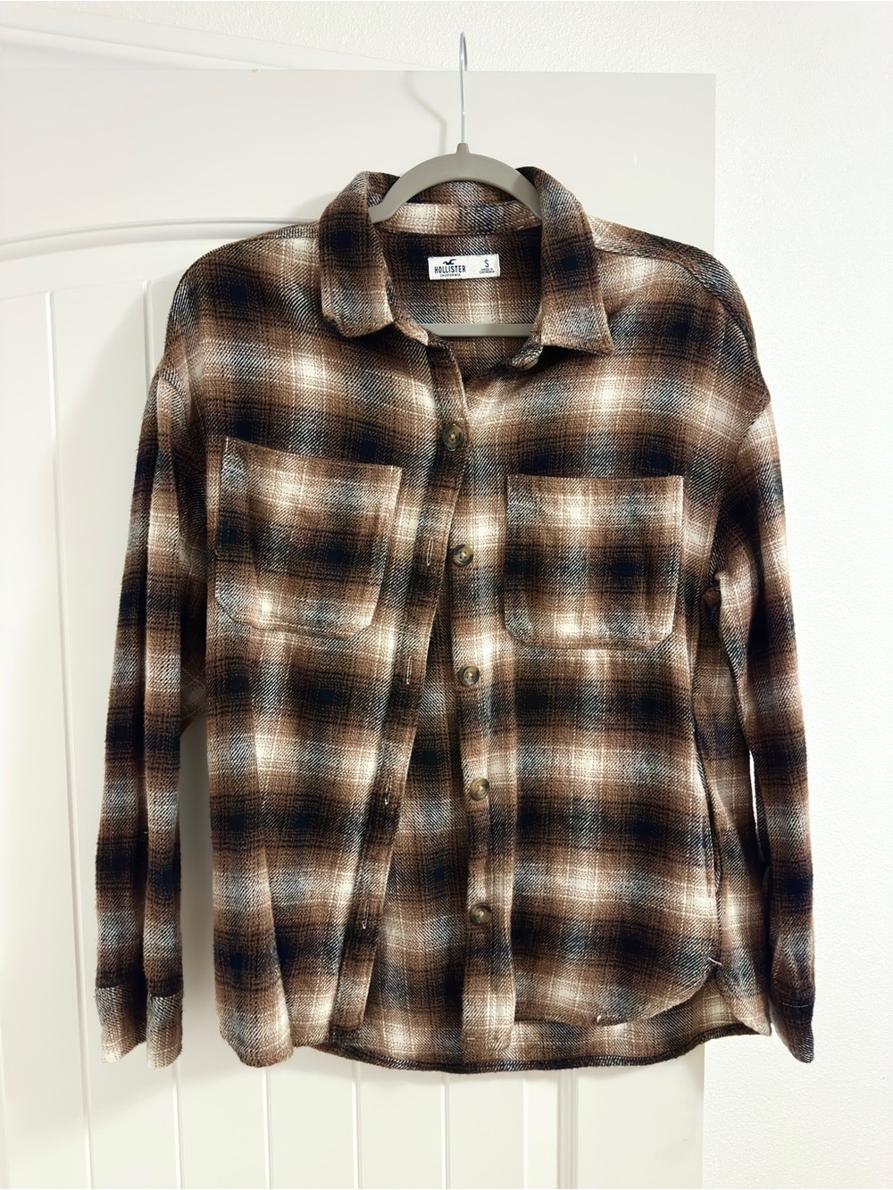 Hollister Oversized Brown Plaid Button Up Flannel size Small 100% Cotton